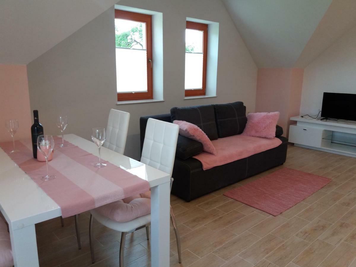 Apartma Apartmaji Bremec *